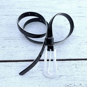 Anne Fontaine Black Patent Leather Skinny Belt